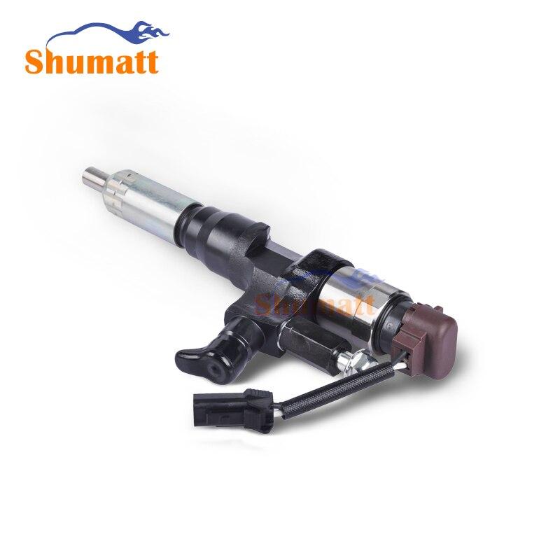 Remanufactured Diesel Fuel Injector 095000-5963 for 23910-1400,23670-E0300,23670-E0301 , 5-86520263-0 Engine